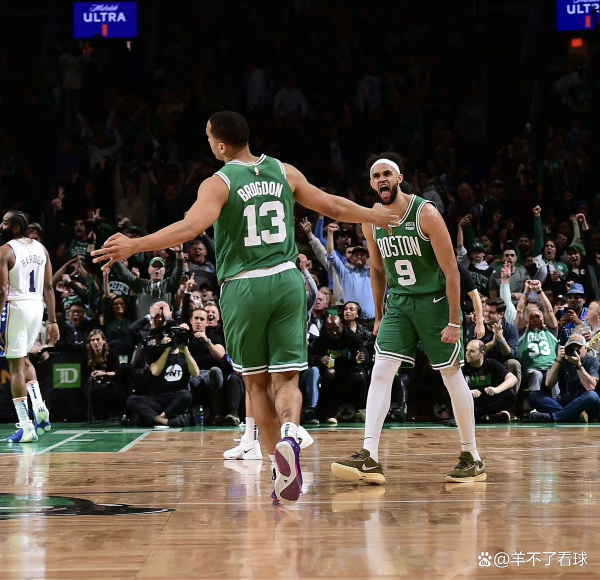 哈哈体育官网-中超赛程吃紧，波士顿凯尔特人关键时刻内部沟通，媒体盛赞，阵容厚度经受考验